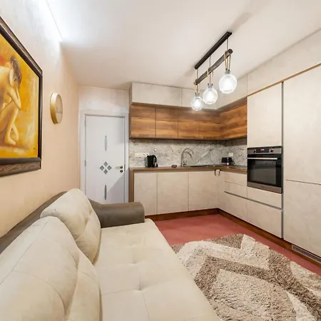 דירה Elegant 2br | 5 Min Walk To Sea Garden